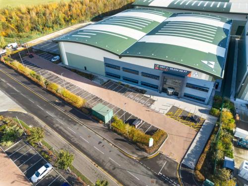 Units 2 & 3, Symmetry Park, Samian Way, Aston Clinton, HP22