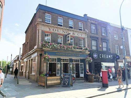 Hammersmith Ram, 81 King Street, Hammersmith, London, W6