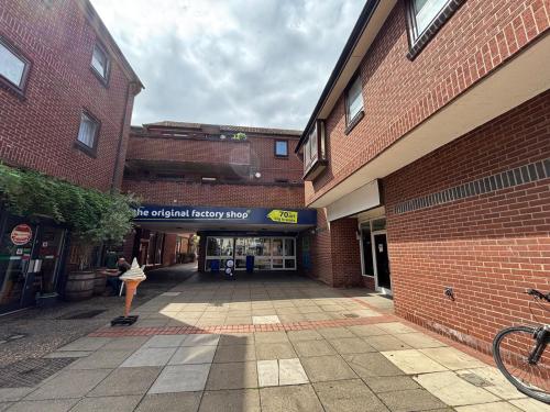 5 Chaston Place, High Street, Watton, IP25