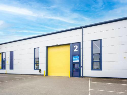 Unit 2 Hutton Industrial Estate, Brentwood Trade Park, Tallon Road, Brentwood, CM13