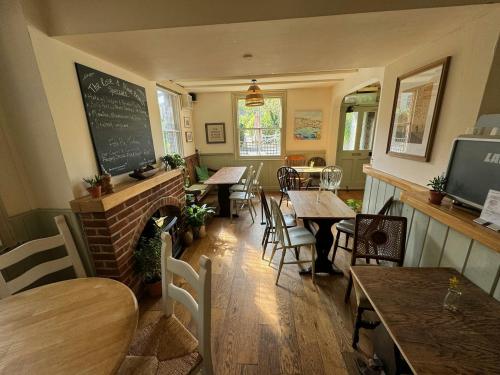 The Rose & Olive Branch Pub, Callow Hill, Virginia Water, GU25