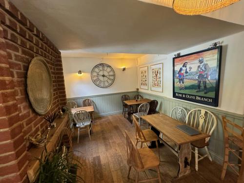 The Rose & Olive Branch Pub, Callow Hill, Virginia Water, GU25
