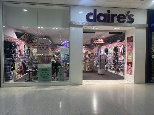 Unit 20/21, The Pavilions Shopping Centre, Waltham Cross, EN8