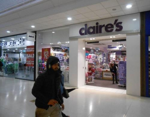 Unit 20/21, The Pavilions Shopping Centre, Waltham Cross, EN8