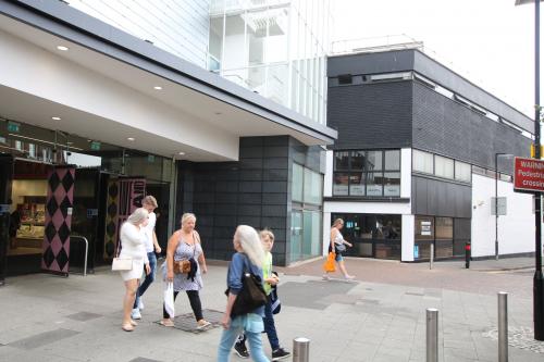 Unit 27, The Dolphin Shopping Centre, Poole, BH15