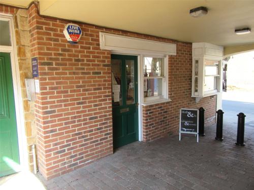 2 White Horse Yard, Towcester, NN12