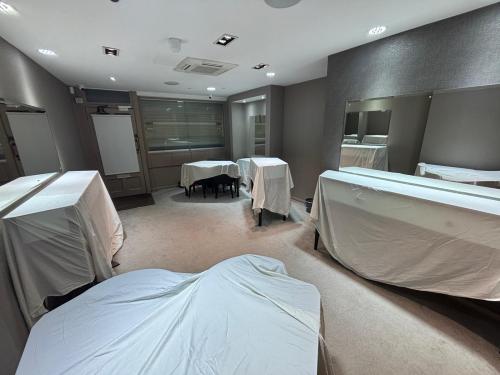 25 Loseby Lane, Leicester, LE1