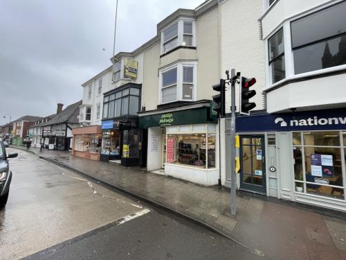 39 High Street, Tenterden, TN30