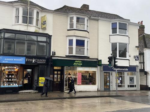 39 High Street, Tenterden, TN30