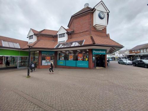3-6 The Quintins, North Street, Hailsham, BN27