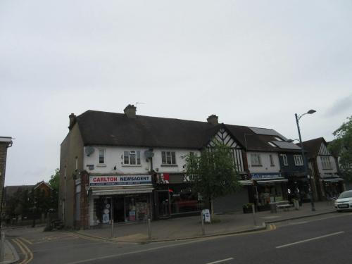 83 Station Road, Addlestone, KT15