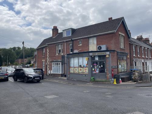 1 Harnham Road, & 2/2A Ayleswade Road, Salisbury, SP2