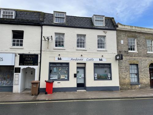 2 Winchester Street, Andover, SP10
