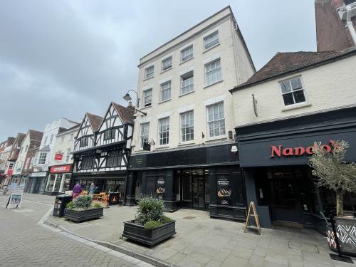 6/7 Queen Street, Salisbury, SP1