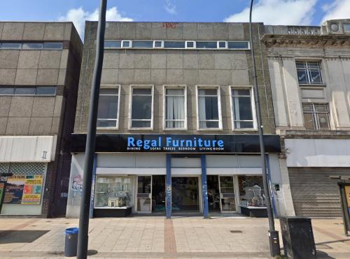 104-106 Rushey Green, Catford, London, SE6