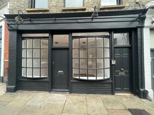 152 Fleet Road, South Hampstead, London, NW3