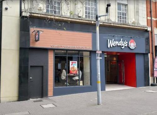 96-98 High Street, Sutton, SM1