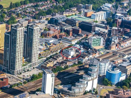 Provincial House, 26 Commercial Way, Woking, GU21
