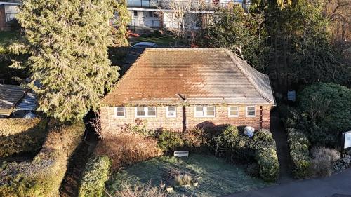 Former Toilet Block, Pinner Village Gardens Park, Pinner Grove, Pinner, HA5