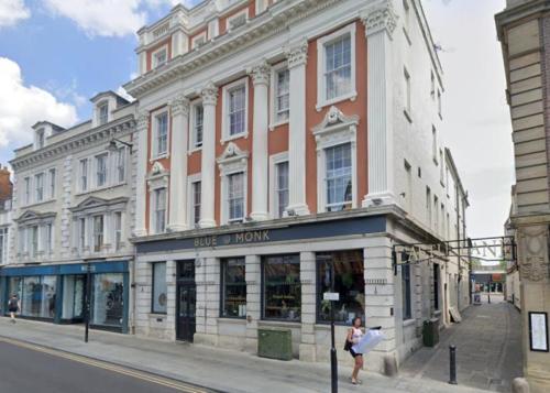 19-21 High Street, Bedford, MK40