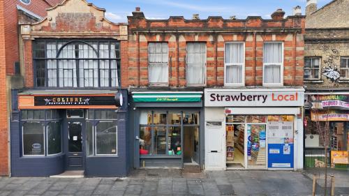 424 Coldharbour Lane, Brixton, London, SW9