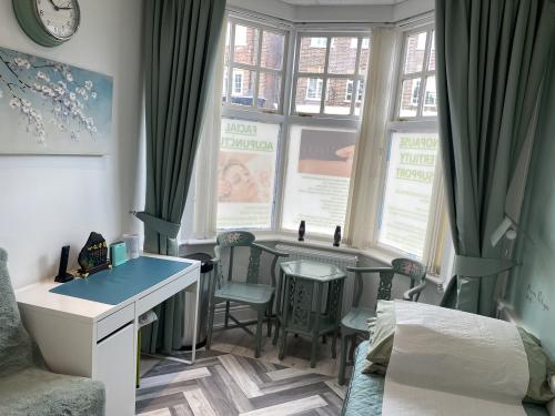 Office, 52-56 London Road, St Albans, AL1