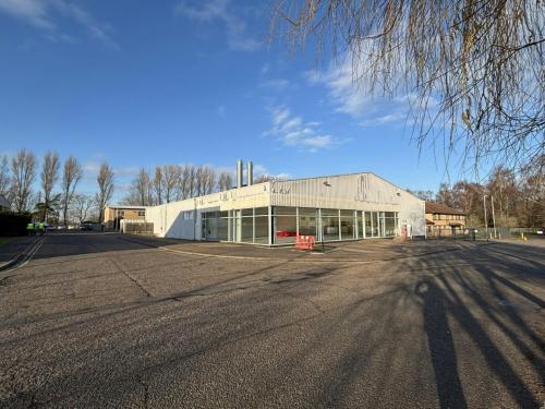 Car Showroom, Lamdin Road, Bury St. Edmunds, IP32