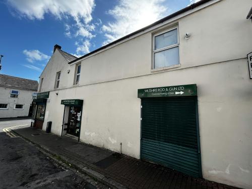 135 Victoria Road, Old Town, Swindon, SN1