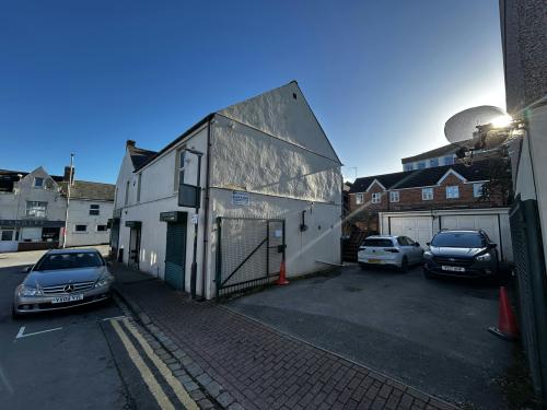 135 Victoria Road, Old Town, Swindon, SN1