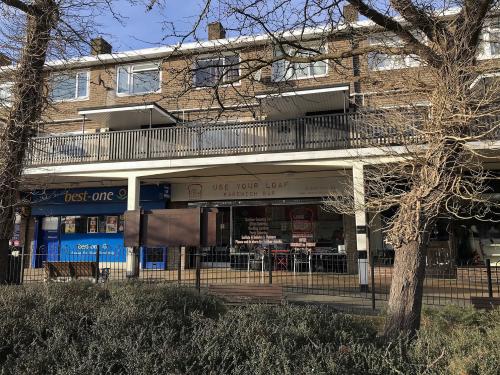6 & 6A Southgate Parade, Crawley, RH10