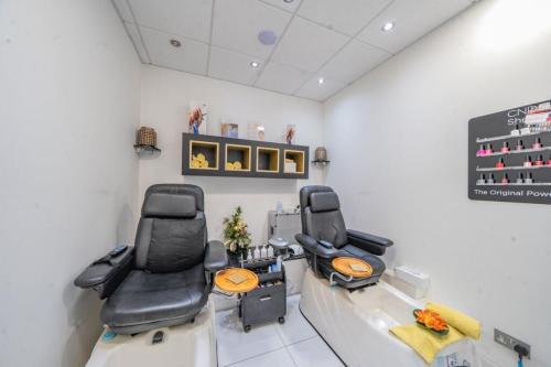 80 High Street, Ruislip, HA4