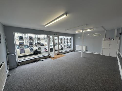 39-41 Seaside, Eastbourne, BN22