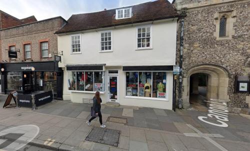 24 South Street, Chichester, PO19