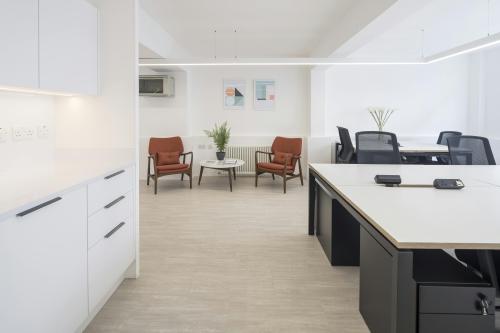 10 Rathbone Place, Fitzrovia, London, W1T