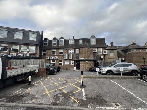 7-9 Baker Street, Weybridge, KT13