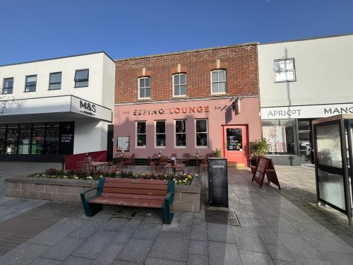 87 Station Road, New Milton, BH25