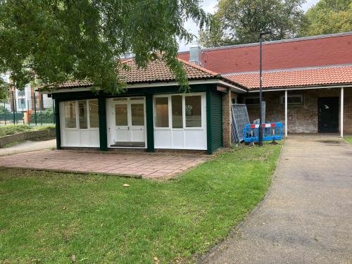 Larkhall Park Cafe, Larkhall Park, Courland Grove, Stockwell, London, SW8