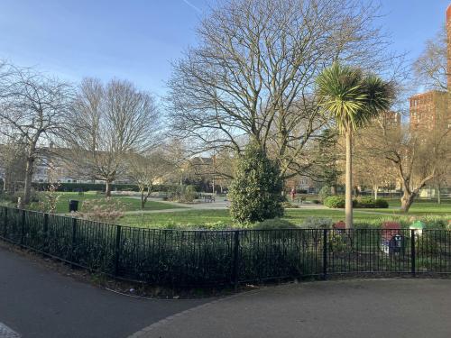New Park Kiosk, Vauxhall Park, Fentiman Road, Vauxhall, London, SW8