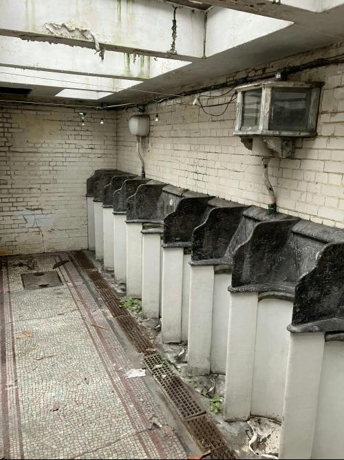 Former WC, Kennington Lane, Kennington Cross, London, SE11