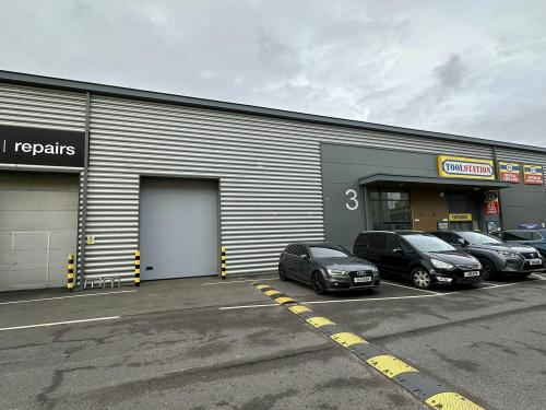 Unit 3, Hounslow Trade Park, Hounslow, TW3
