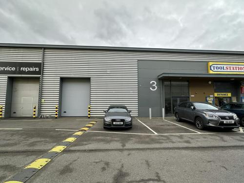 Unit 3, Hounslow Trade Park, Hounslow, TW3