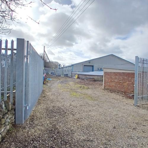 Yard 3 Unit 3A & Unit 3C, Cherwell Valley Business Park, Banbury, OX17