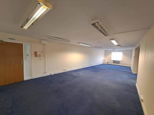 15 London House, Swinfens Yard, High Street, Stony Stratford, Milton Keynes, MK11