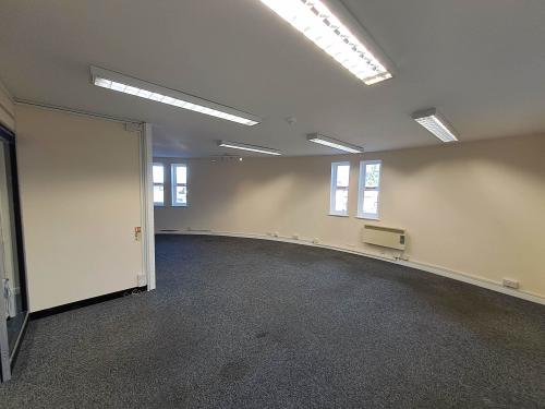 15 London House, Swinfens Yard, High Street, Stony Stratford, Milton Keynes, MK11
