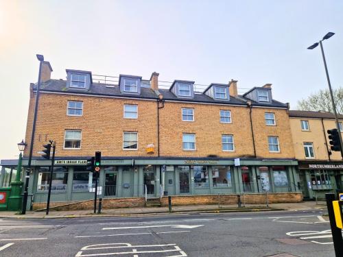 1-9 London Road, Brentford, TW8