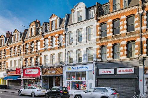 84d Lillie Road, Fulham, London, SW6