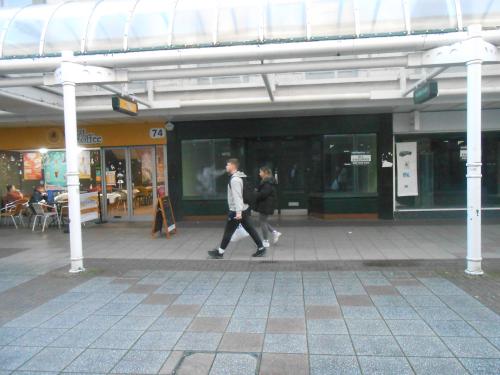 76 Queensway, Stevenage, SG1