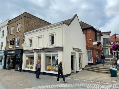 Unit 1, Windsor Yards, 104 Peascod Street, Windsor, SL4