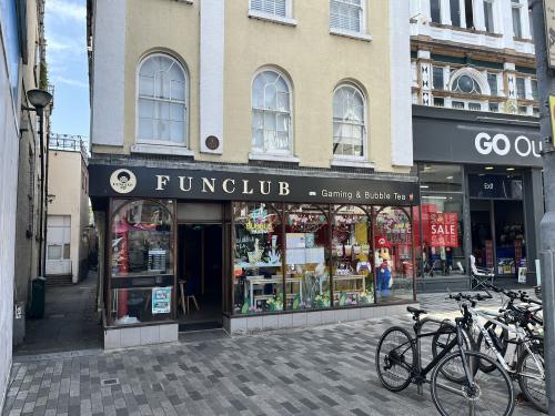 1 Thames Street (Market Place), Kingston, KT1