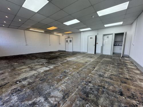 Unit 2 Spur Road, Quarry Lane, Chichester, PO19